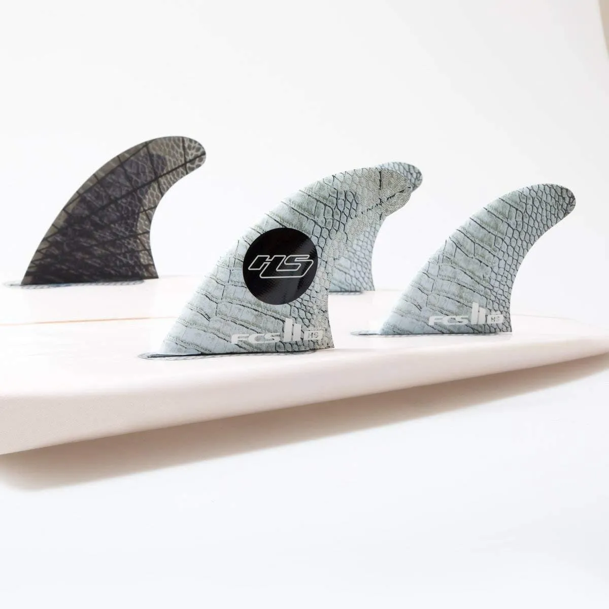 FCS II Reactor Performace Core Fin Set - Suited for Higher Volume Board Models, Produces Exceptional Speed. Ideal for a Wide Range of Conditions and Waves.