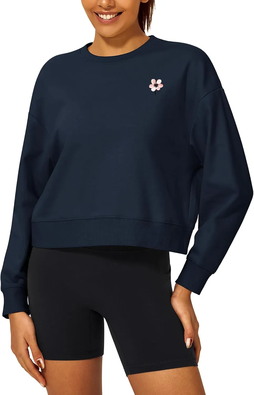 Stelle Cropped Sweatshirt for Women Crewneck Pullover Tops Oversized Long Sleeve Lightweight Casual Cotton Sweat Shirts